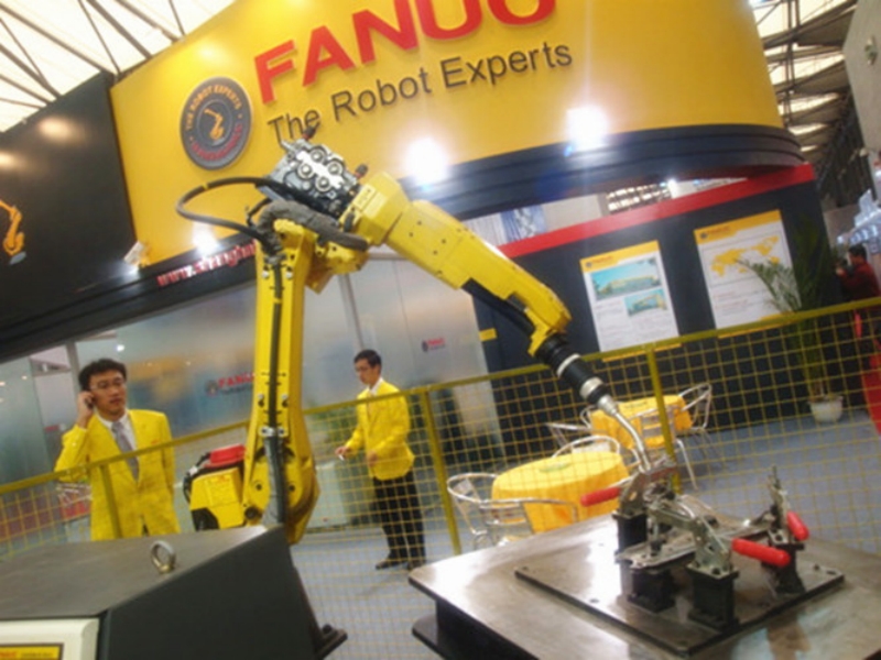 焊接机器人FANUC