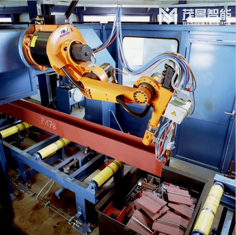焊接机器人如何快速焊接不同的工件？